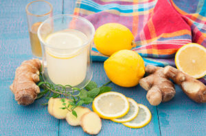 Напиток с имбирем и лимоном перед сном - польза, противопоказания